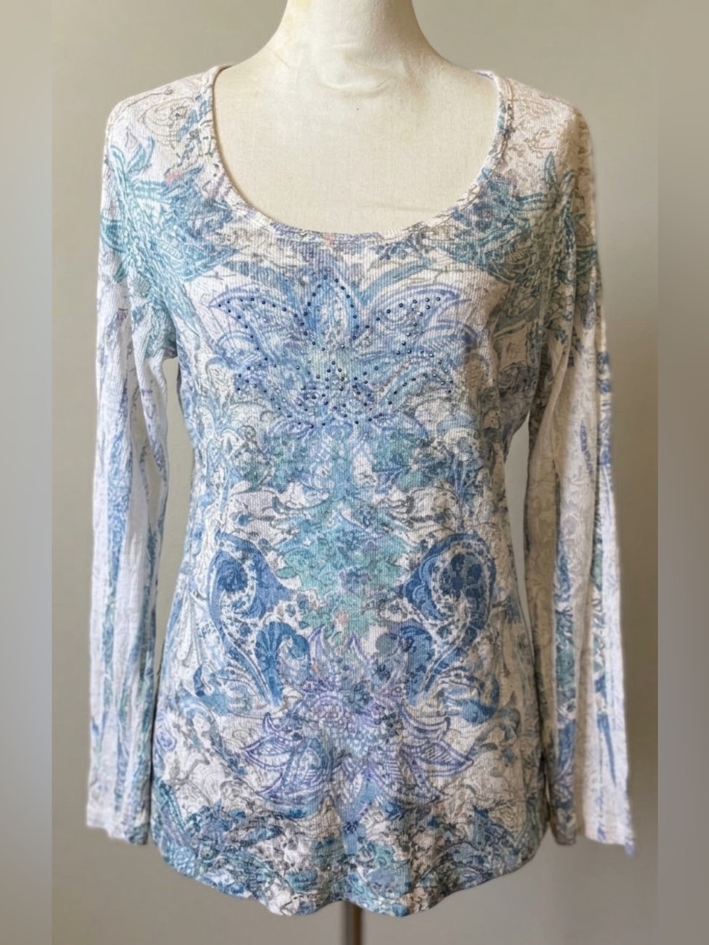 Avenue Bees Please Blue Paisley Rhinestone Boho Thermal Knit Top Size 14/16 XL
